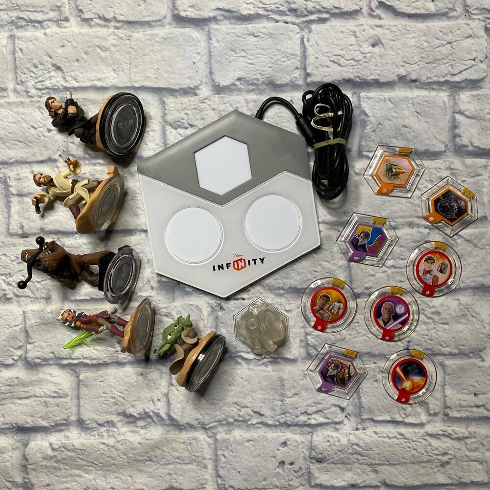 15 Piece Disney Infiniti Star Wars Bundle